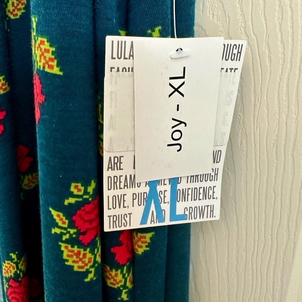 Lularoe, Joy vest size XL, extra large new with tags NWT blue with roses print